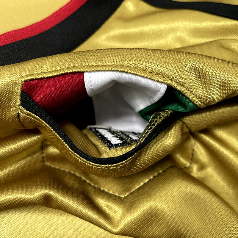Camisa reserva retrô do AC Milan 2013/2014