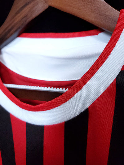 Camisa retrô do AC Milan 2011/2012